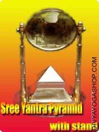 Shree pyramid yantra stand